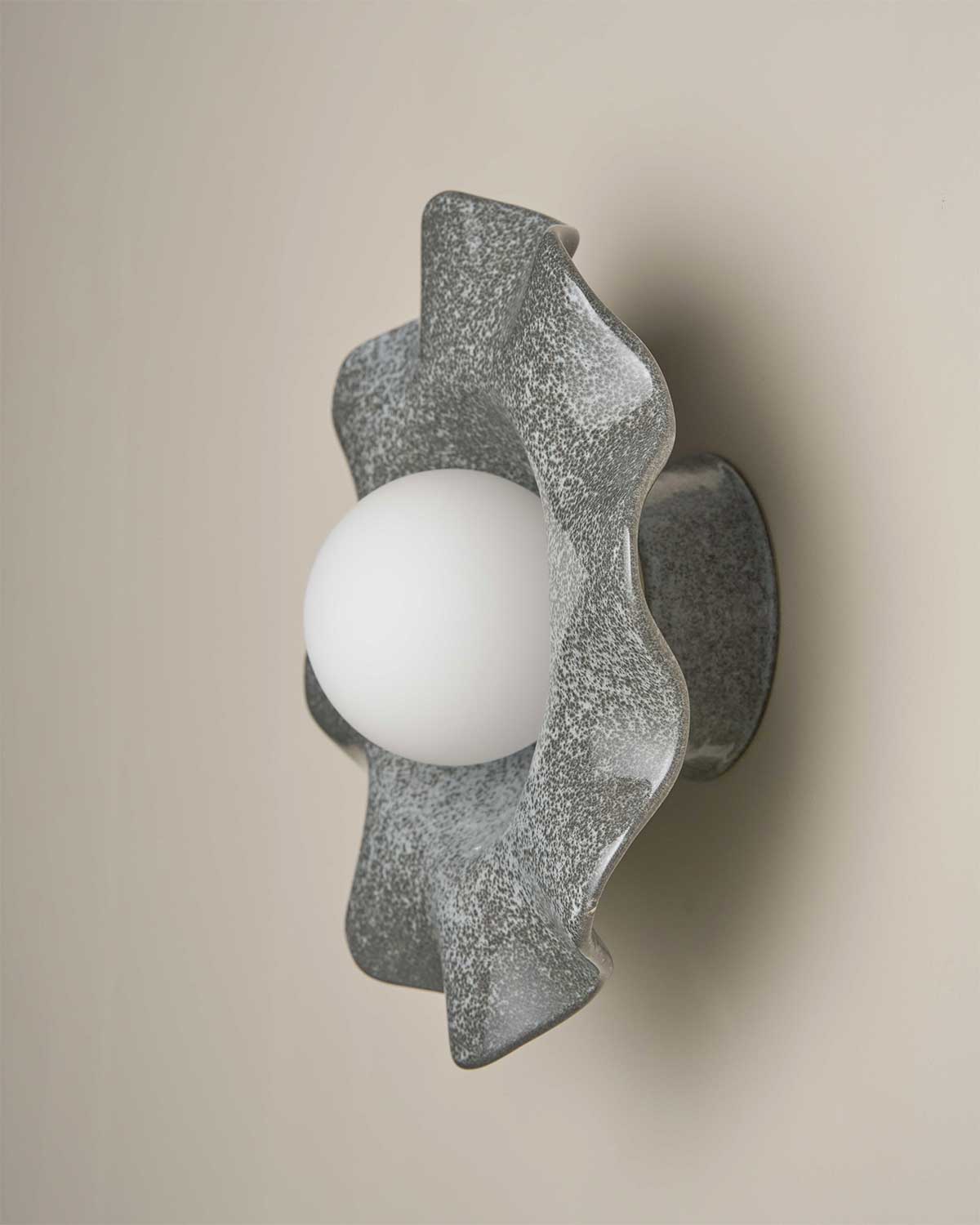 Ceramic Wall Pearl Sconce Light / Storm