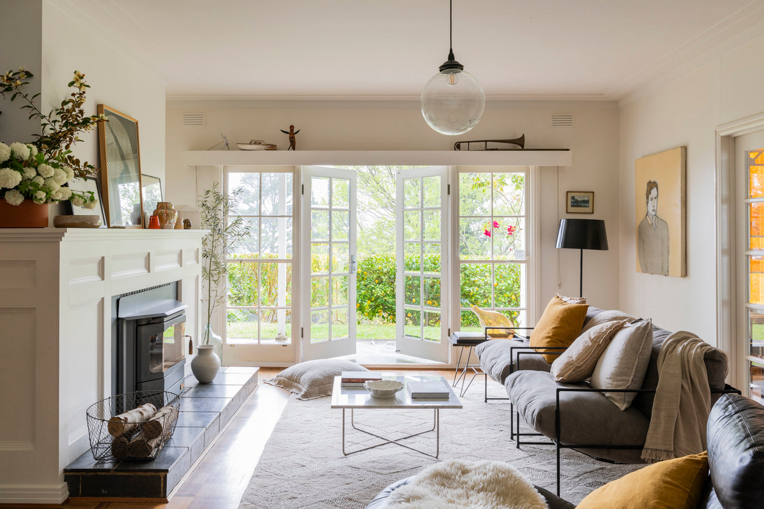 At home with / Bobby Gordon & Rowena Henry