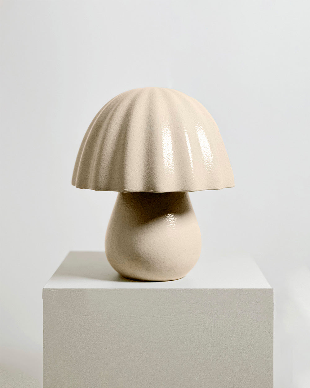 Periwinkle Table Lamp / Sand