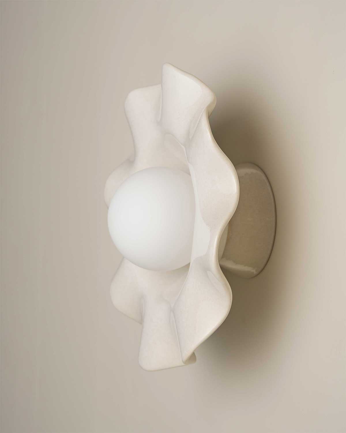 Ceramic Wall Pearl Sconce Light / Coast