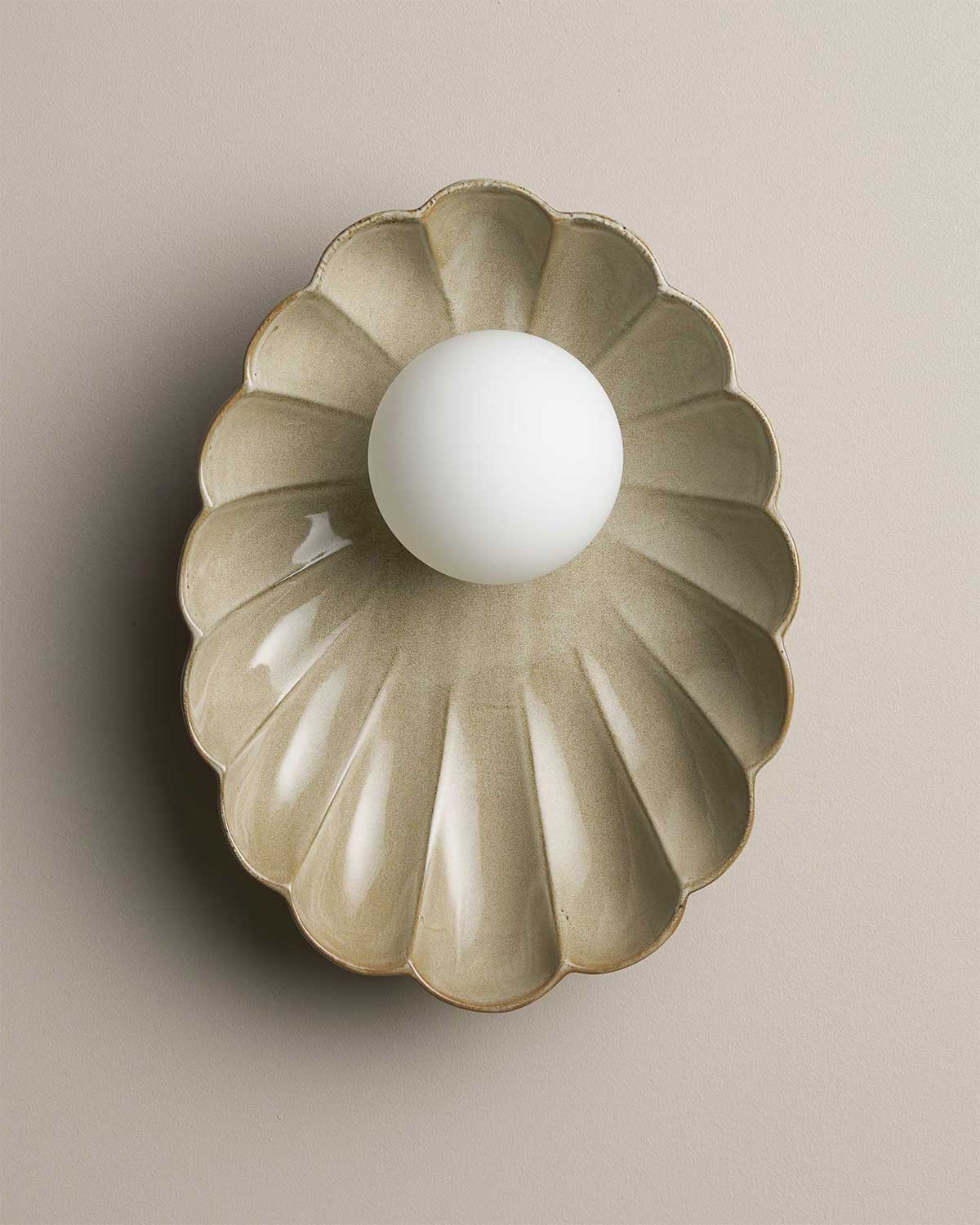 Ceramic Wall Oyster Sconce Light / Saltbush