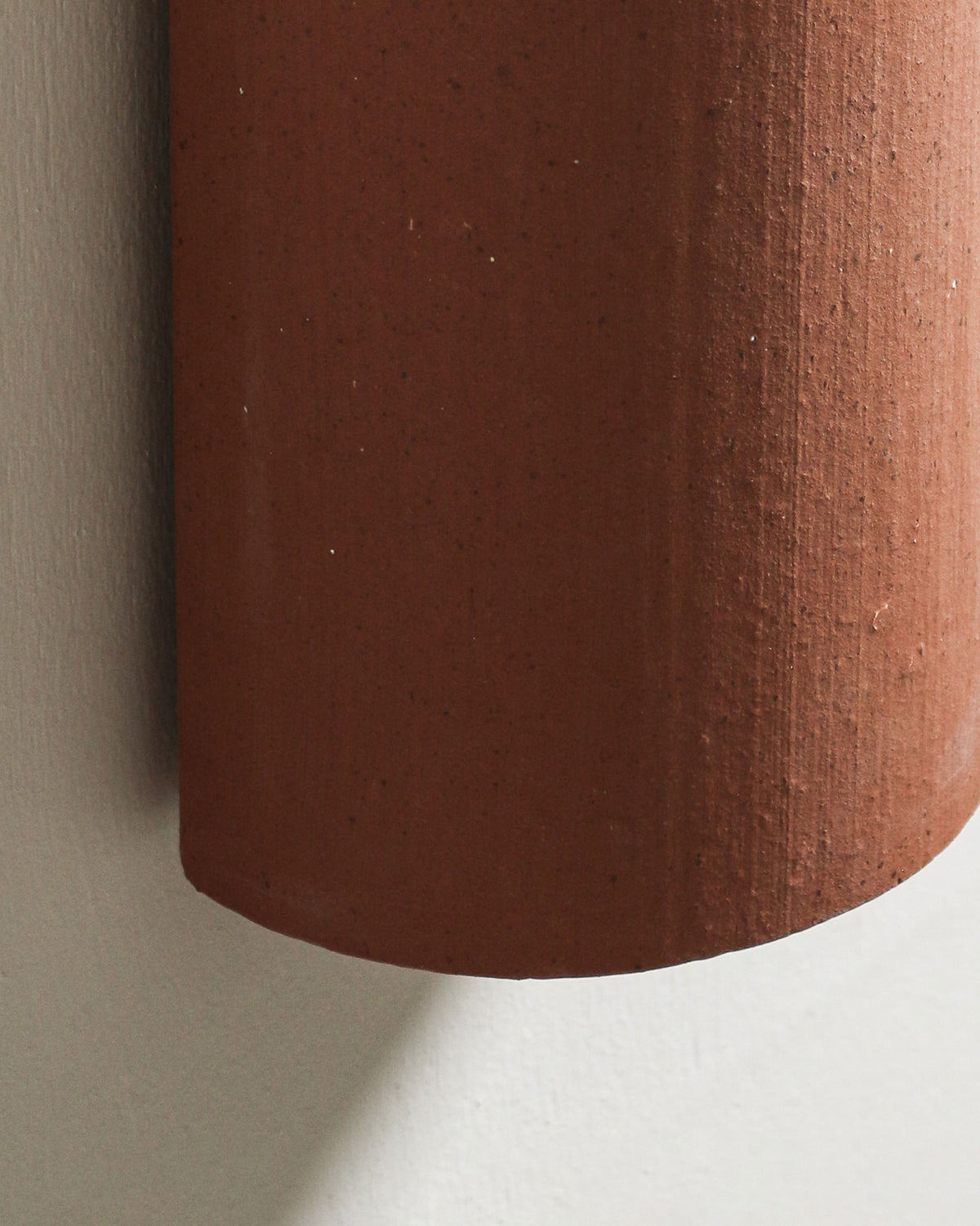 Curve Ceramic Wall Light / Terracotta