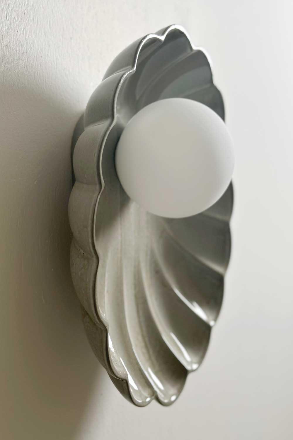 Ceramic Wall Oyster Sconce Light / Saltbush