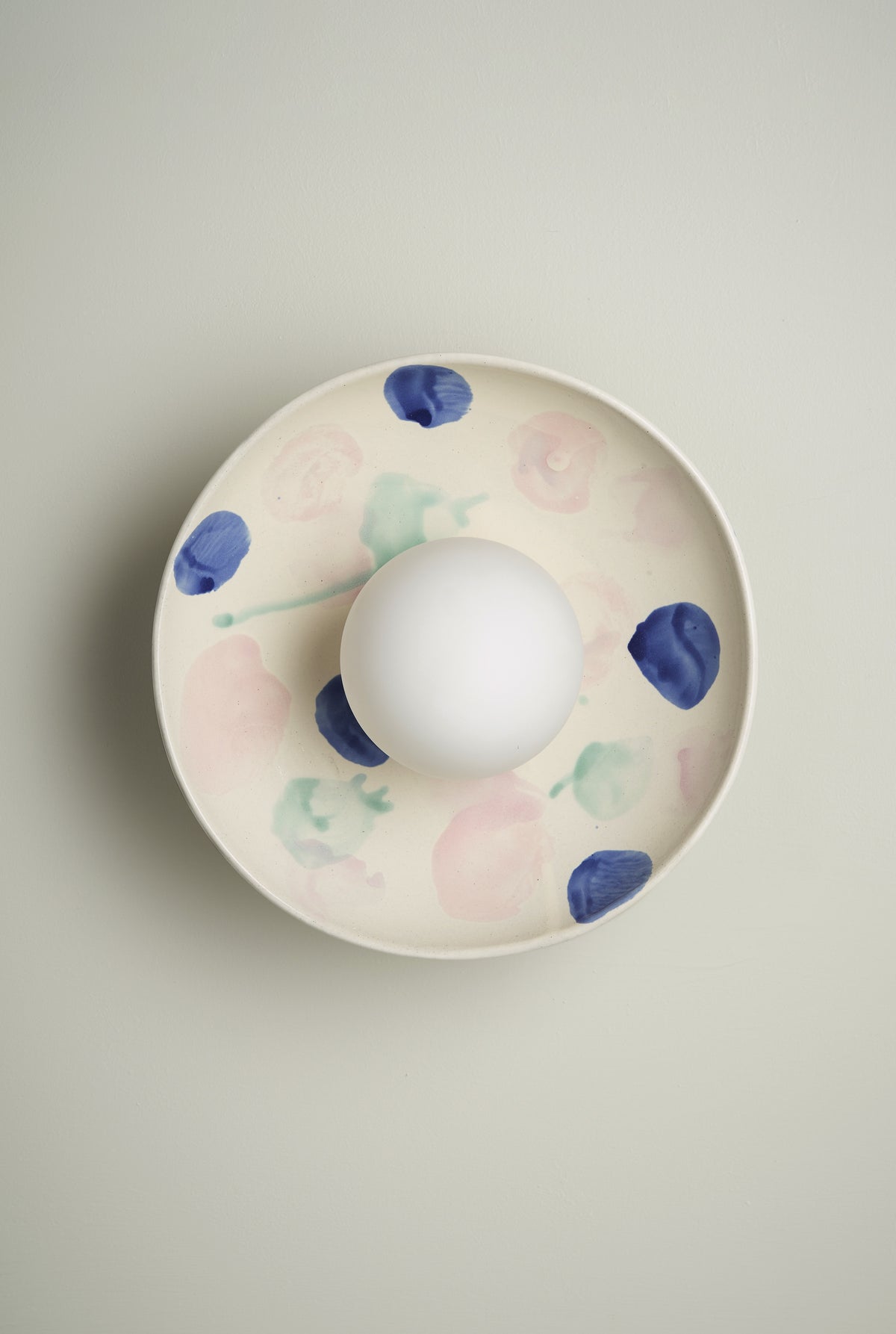 Ceramic Wall Dish Sconce Light / Happy Days