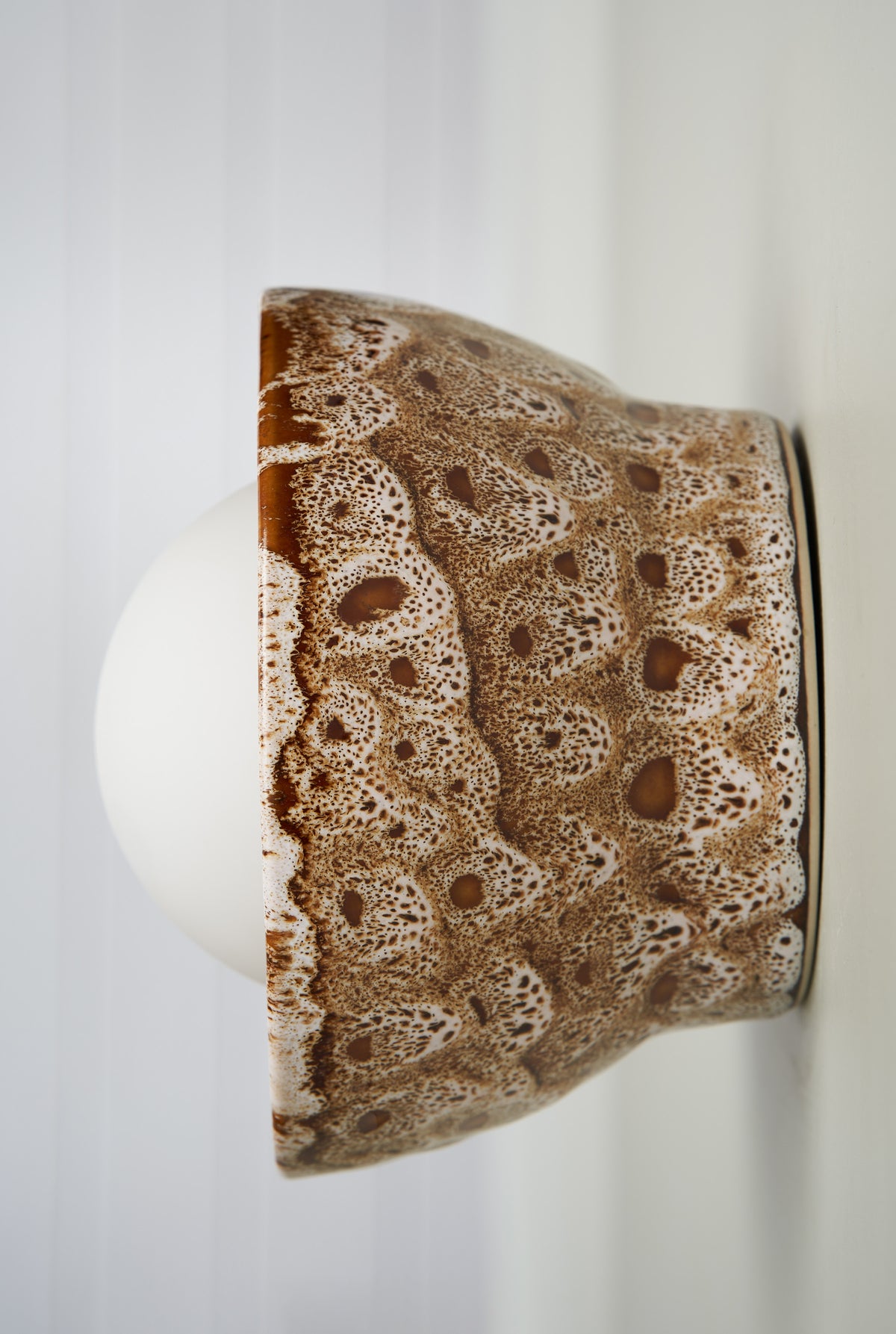 Ceramic Wall Bowl Sconce Light / White Ochre