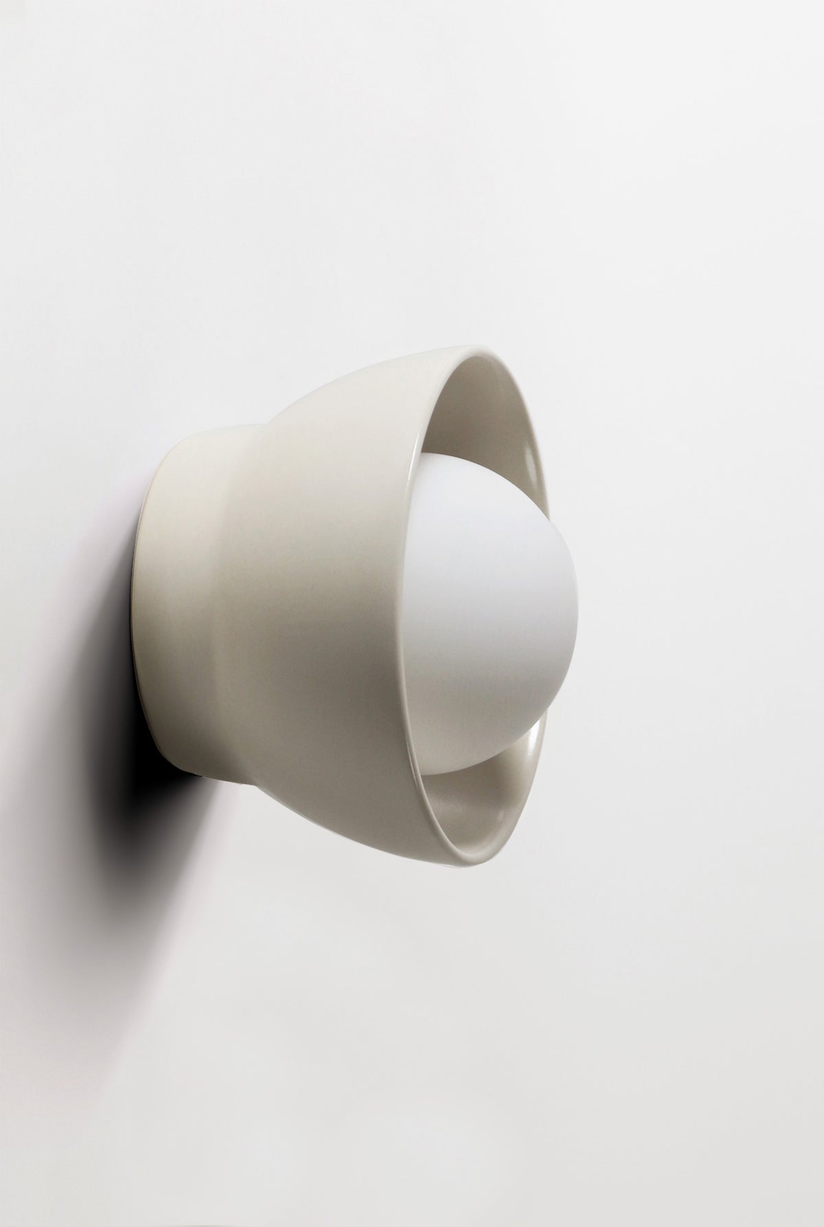 Ceramic Wall Bowl Sconce Light / Milk