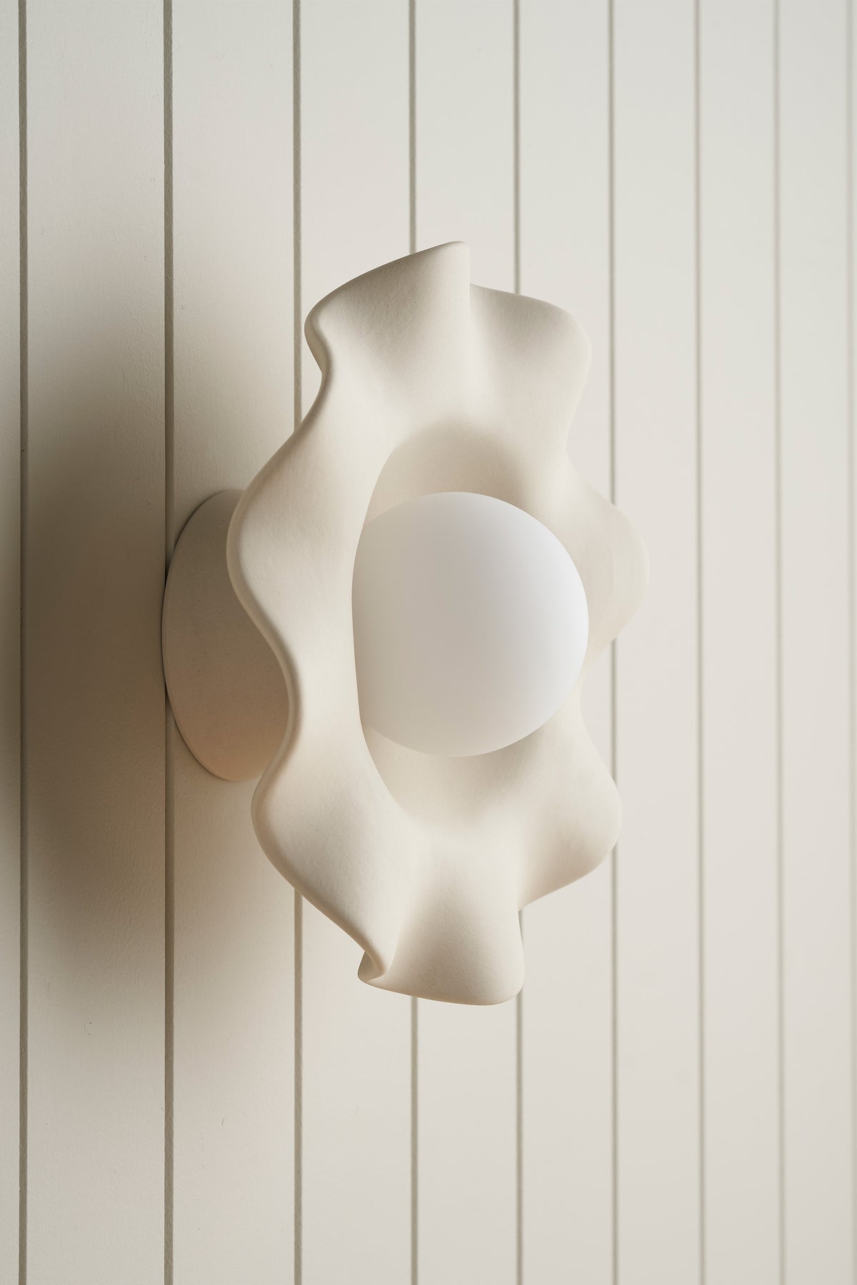 Ceramic Wall Pearl Sconce Light / Bone
