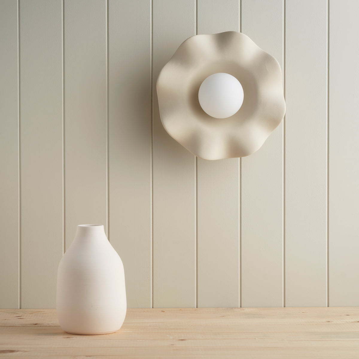 Ceramic Wall Pearl Sconce Light / Bone