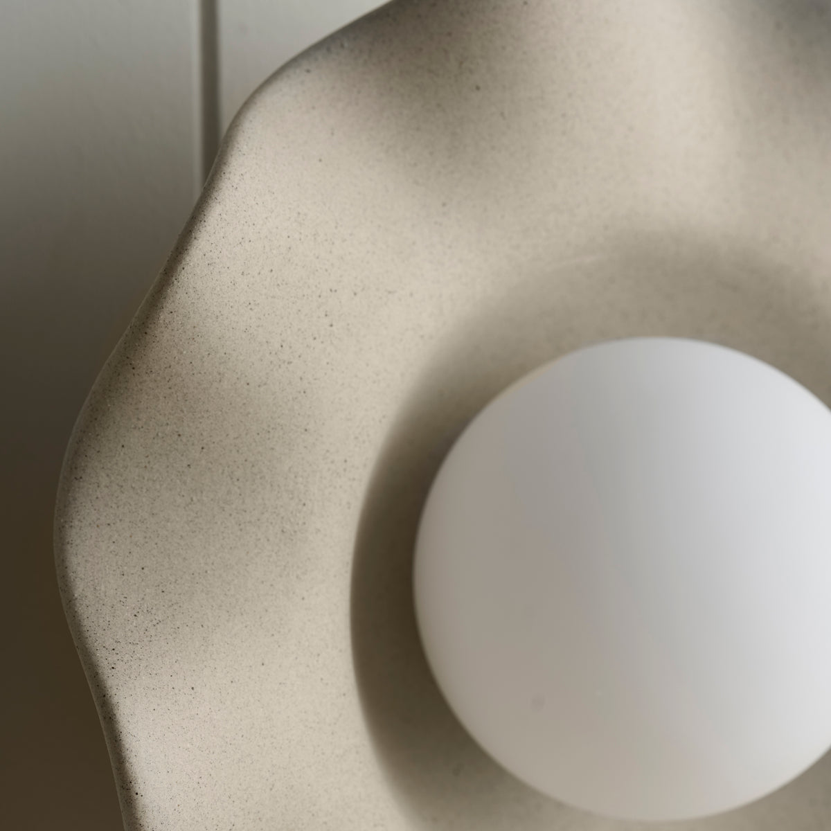 Ceramic Wall Pearl Sconce Light / Bone